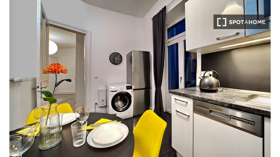 Double room Hamburg, 3 beds — photo 12