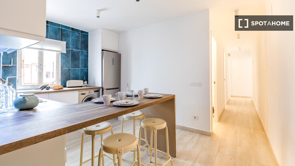 Apartment Madrid, 4 beds, 60m² — photo 5