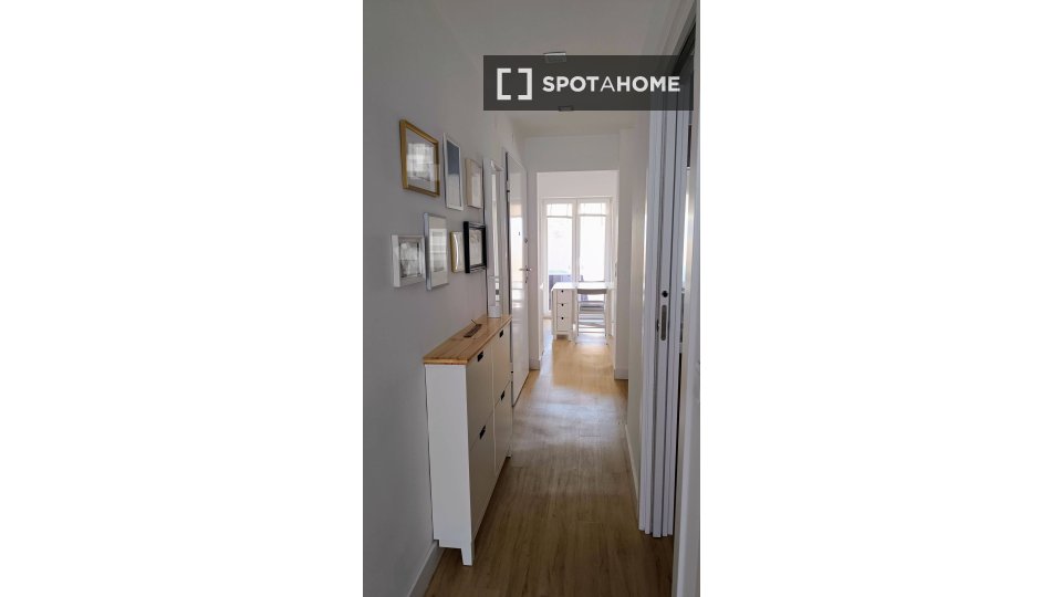 Apartment Lisbon, 2 beds — photo 15