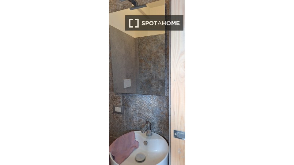 Apartment Rome, 1 bed — photo 15