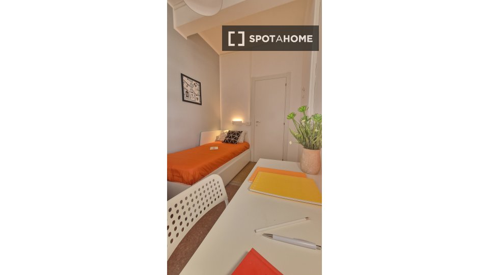 Double room Rome, 6 beds — photo 62