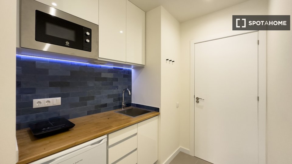 Apartment mono Barcelona, 36m² — photo 3