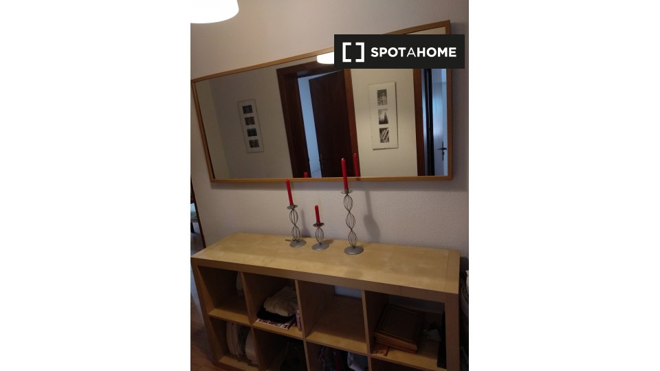 Double room Madrid, 2 beds — photo 7