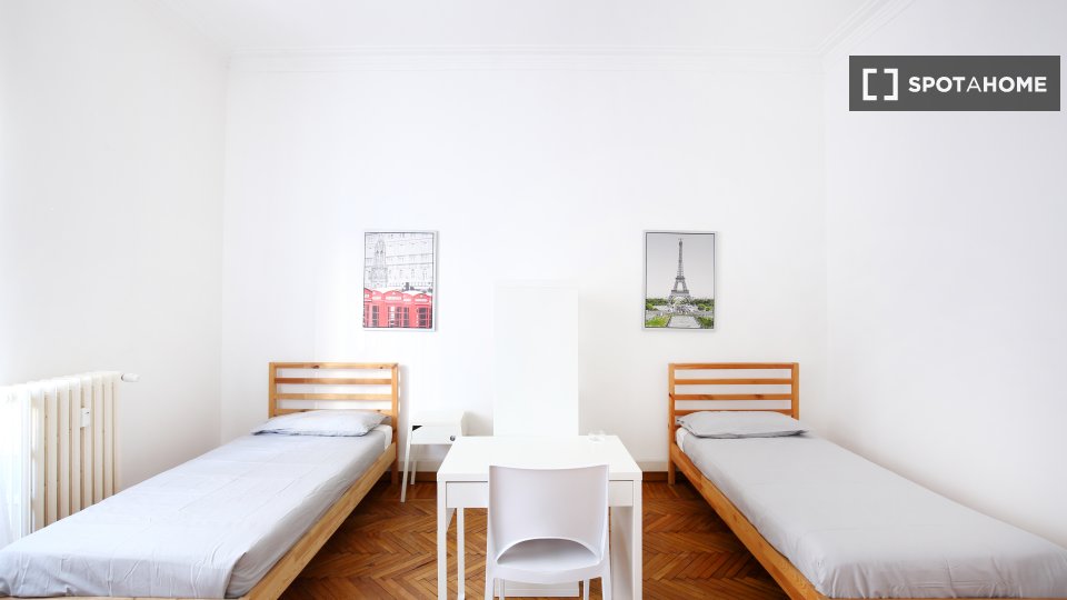 Double room Milan, 7 beds, 178m² — photo 11