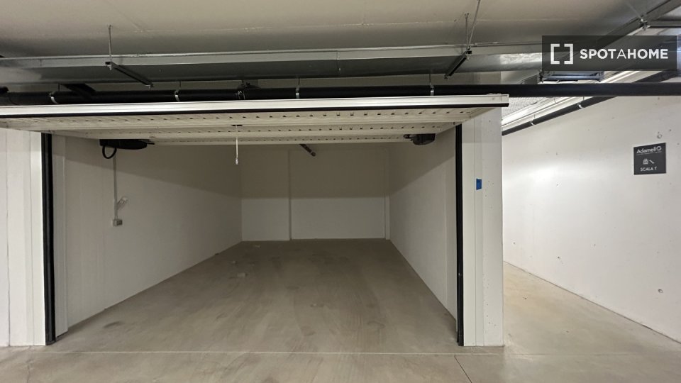 Apartment Milan, 2 beds, 91m² — photo 4