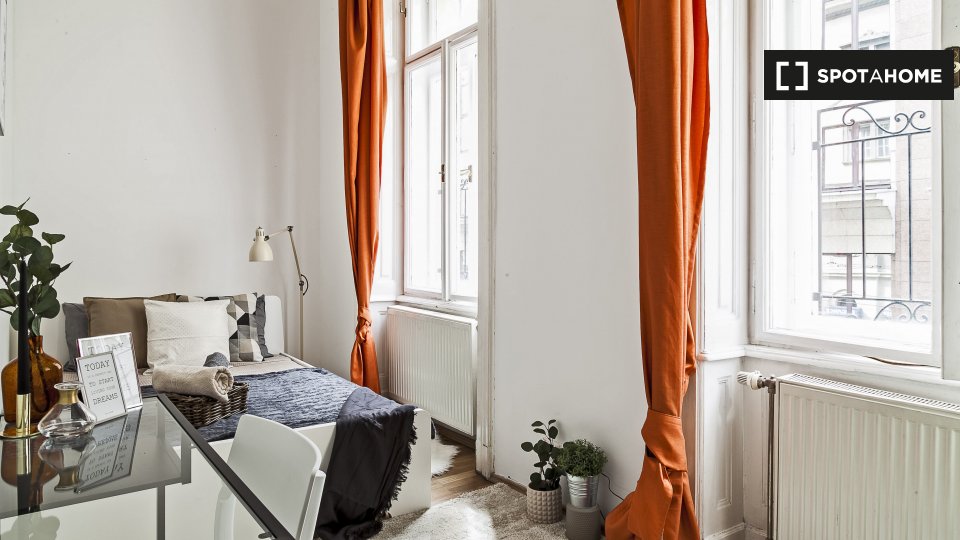 Double room Budapest, 4 beds — photo 1