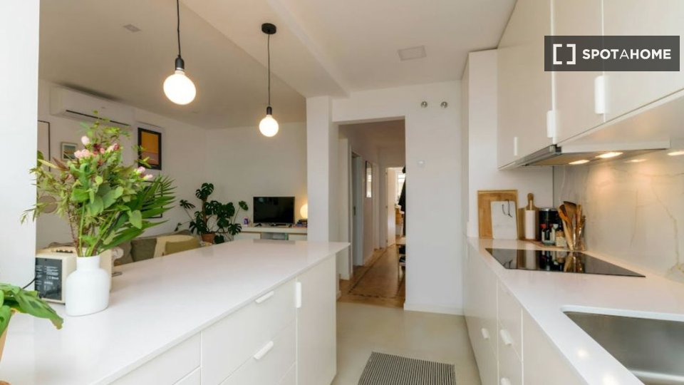 Apartment Lisbon, 1 bed, 50m² — photo 4