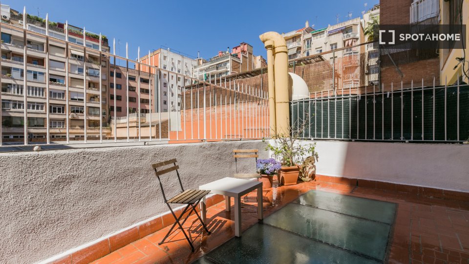 Double room Barcelona, 6 beds, 100m² — photo 16