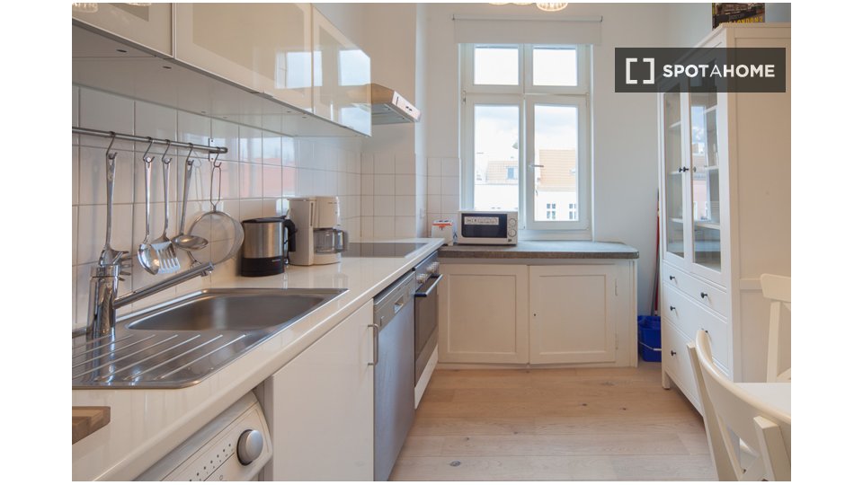 Apartment Berlin, 1 bed, 65m² — photo 4