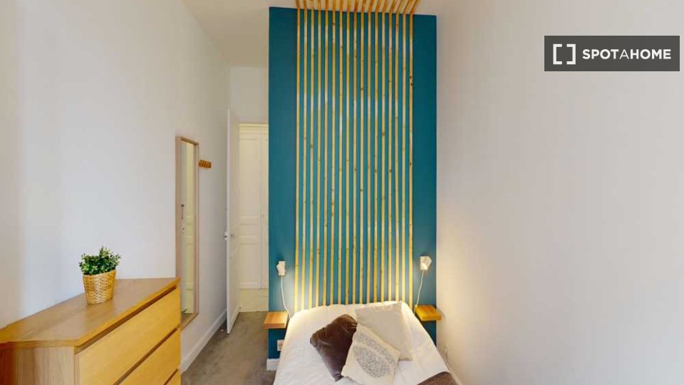 Double room Paris, 7 beds, 230m² — photo 2