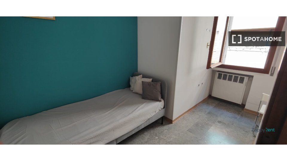 Double room Bologna, 11 beds — photo 10