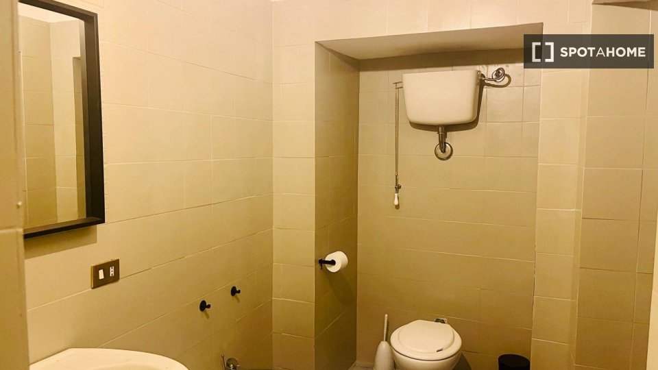 Apartment Rome, 2 beds — photo 16