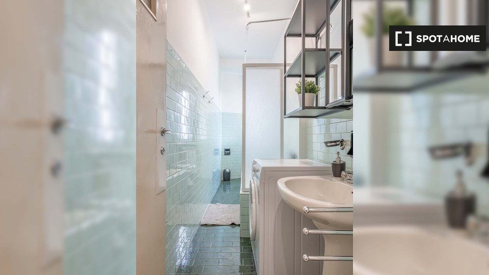 Double room Milan, 4 beds, 90m² — photo 19