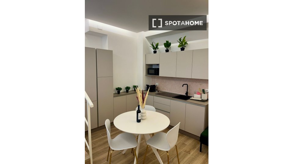 Apartment Milan, 1 bed, 45m² — photo 1