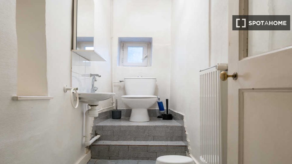 Double room Lyon, 4 beds, 130m² — photo 3