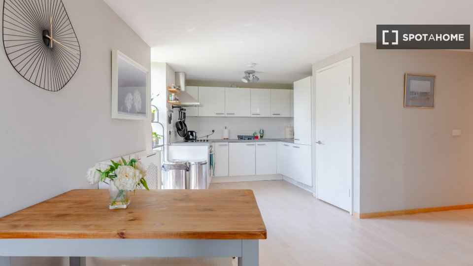 Apartment London, 2 beds, 65m² — photo 46
