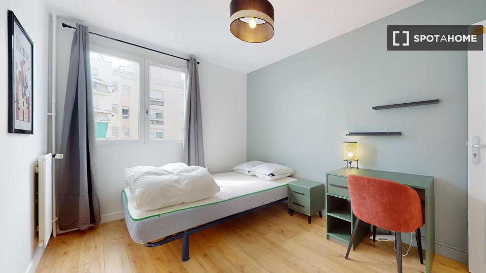 Double room Paris, 12 beds — photo 10