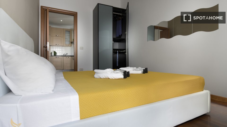 Apartment Rome, 1 bed — photo 11