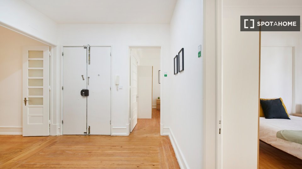Double room Lisbon, 7 beds — photo 6