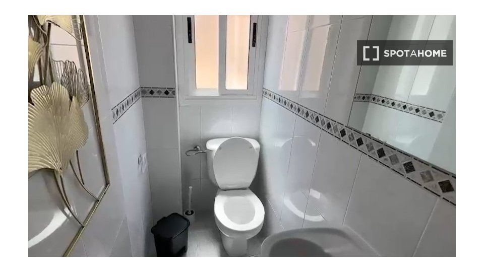 Double room Alicante, 6 beds, 110m² — photo 17