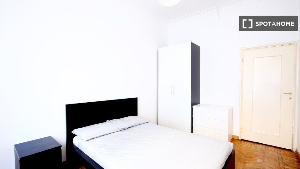 Double room Milan, 7 beds, 178m² — photo 10