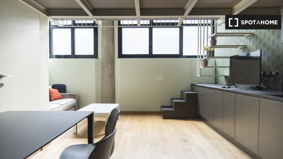 Apartment Milan, 1 bed, 49m² — photo 2