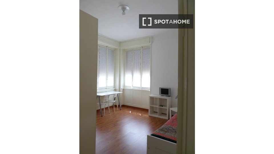 Apartment Milan, 2 beds, 60m² — photo 7