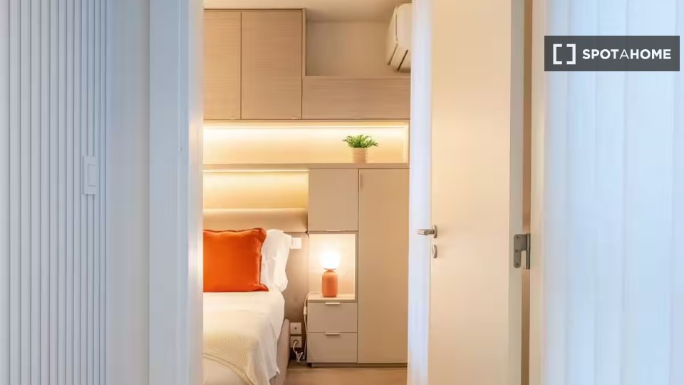 Apartment Lisbon, 1 bed — photo 15