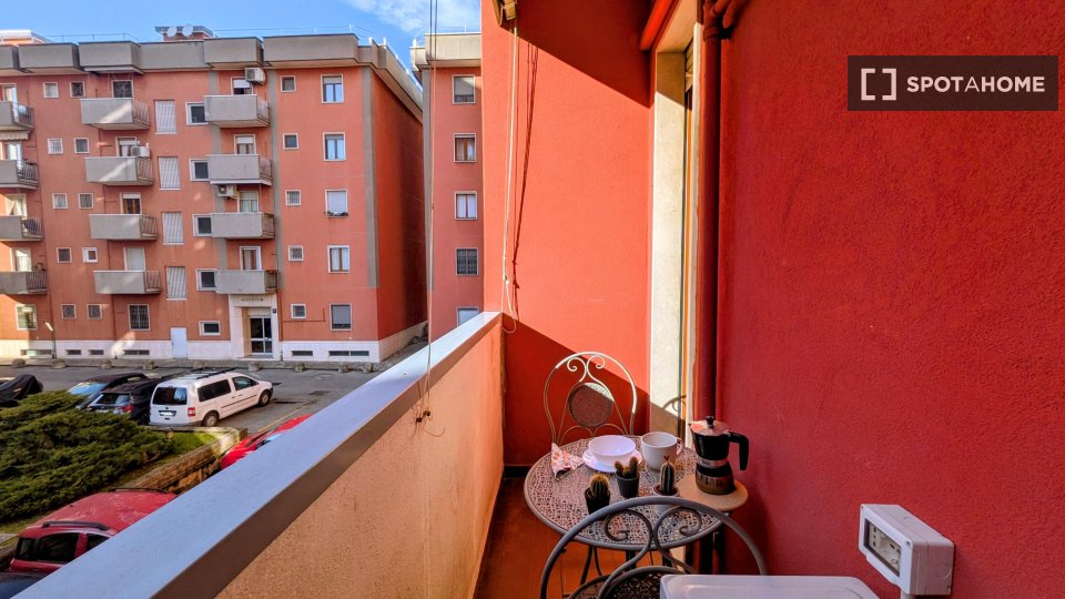 Double room Milan, 2 beds, 70m² — photo 3