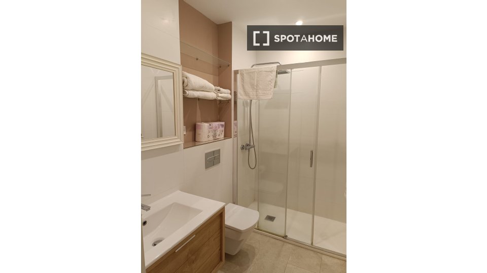 Apartment Madrid, 1 bed, 40m² — photo 18