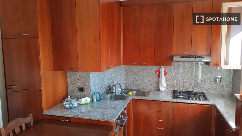 Double room Turin, 2 beds, 80m² — photo 3