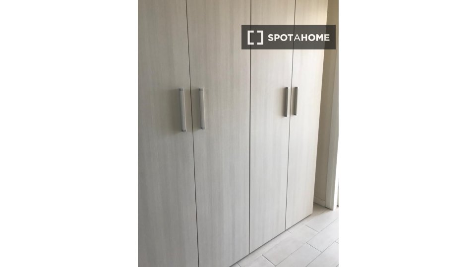 Double room Milan, 1 bed, 60m² — photo 8