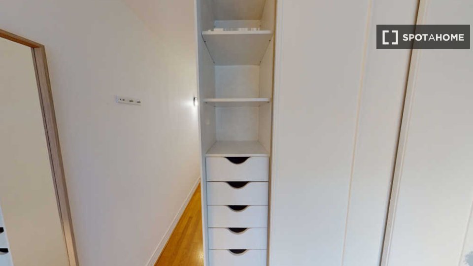 Double room Paris, 8 beds, 150m² — photo 22