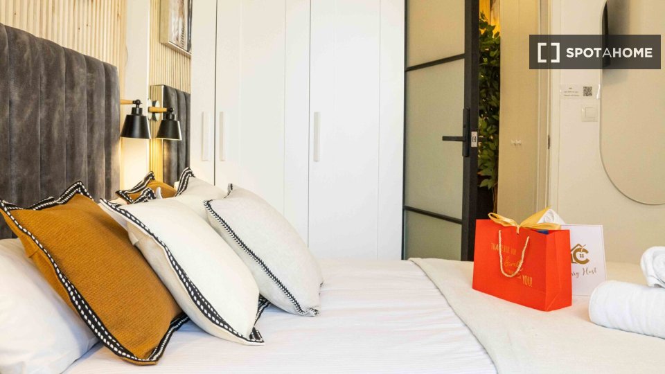 Apartment Madrid, 2 beds, 50m² — photo 17