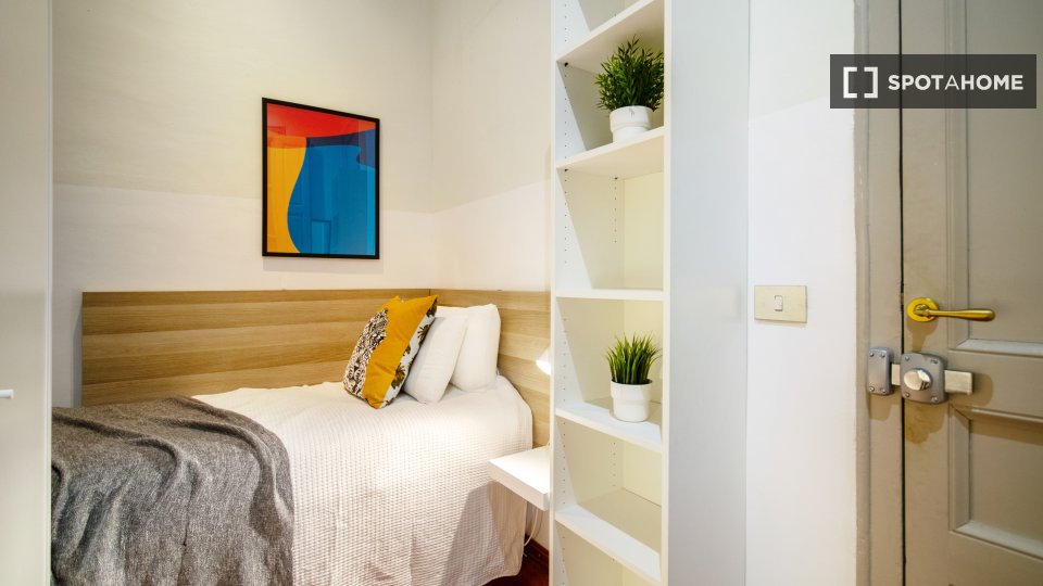 Double room Barcelona, 8 beds, 170m² — photo 19