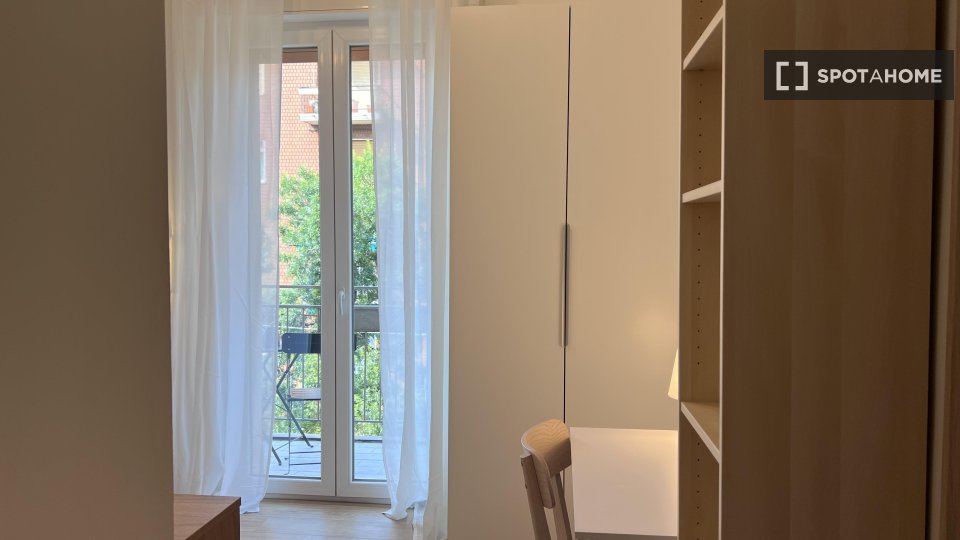 Double room Bologna, 3 beds — photo 2