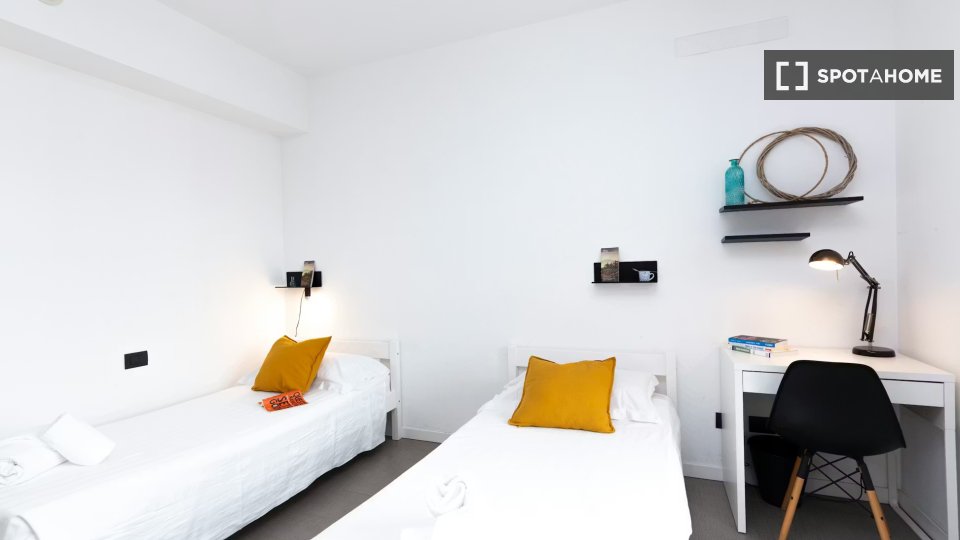 Double room Milan, 5 beds — photo 20