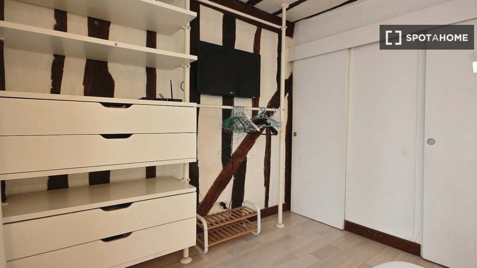 Apartment Paris, 1 bed — photo 7