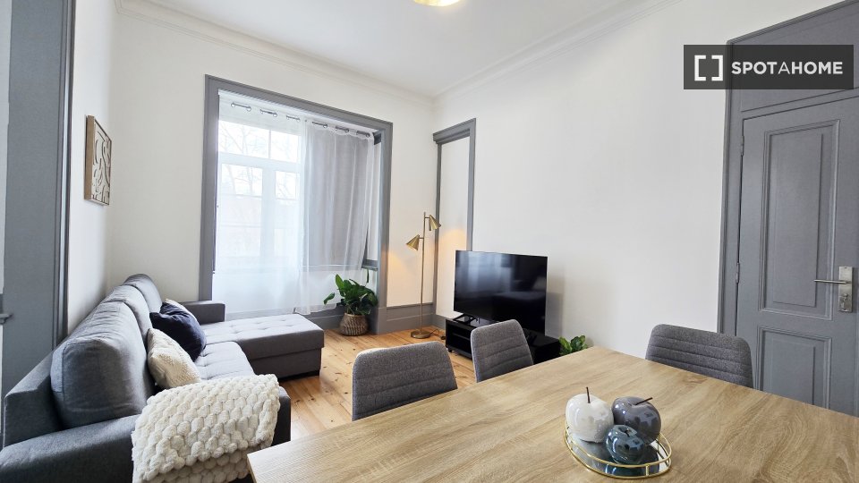 Apartment Coimbra, 4 beds, 160m² — photo 14