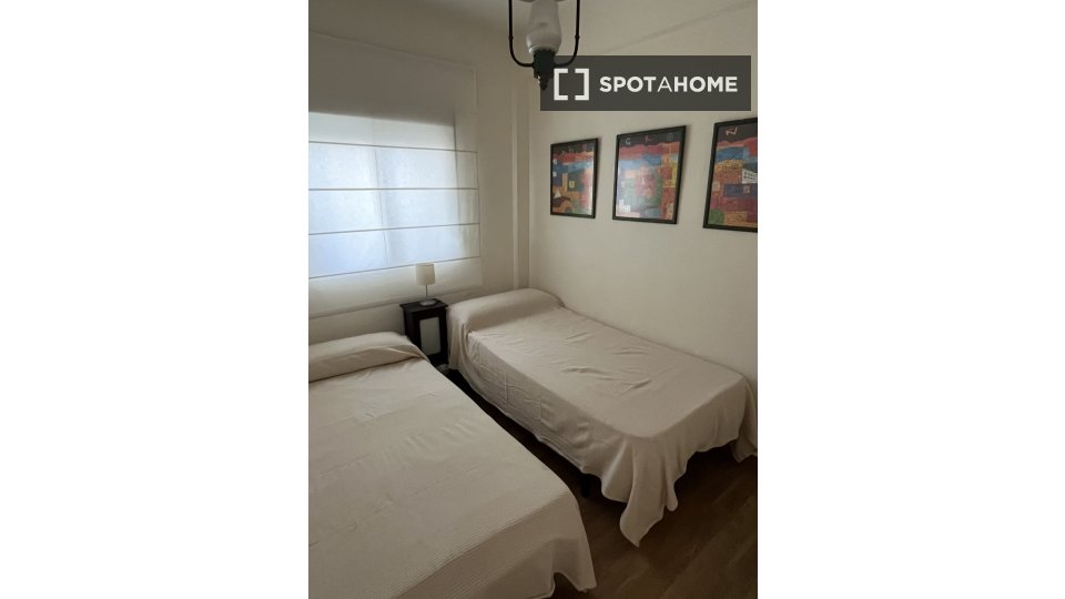Apartment Cadiz, 3 beds, 110m² — photo 3