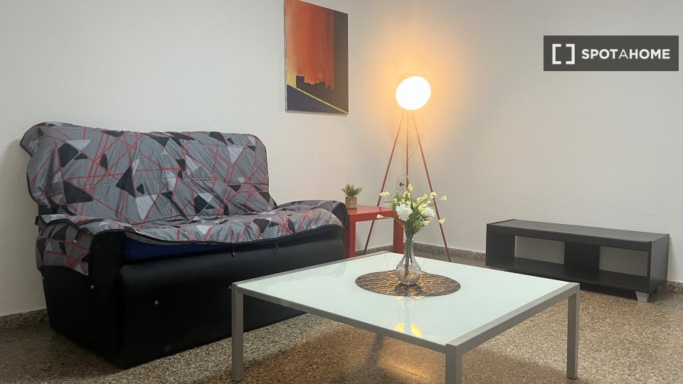 Double room Valencia, 4 beds, 100m² — photo 7
