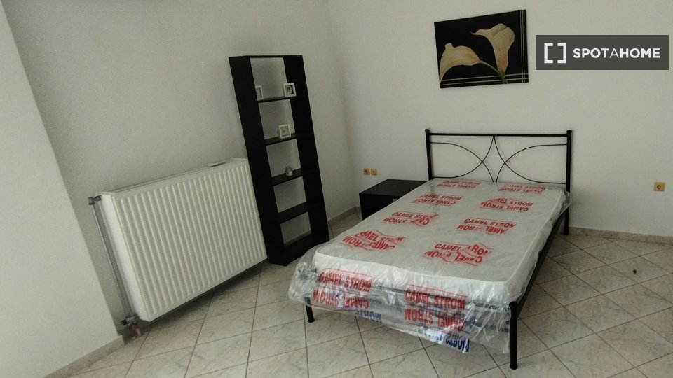 Double room Athens, 4 beds, 100m² — photo 3