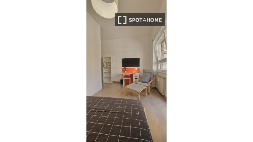 Double room Rome, 6 beds — photo 42