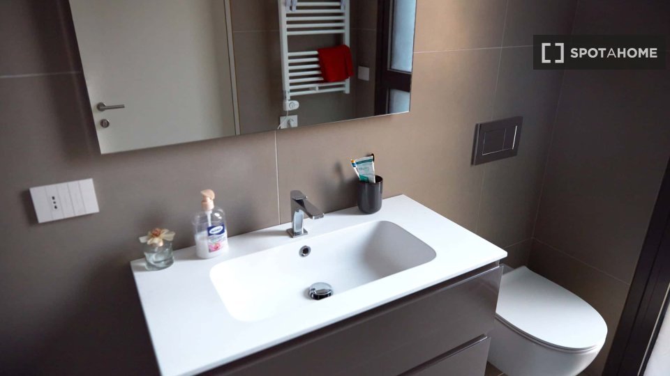 Apartment Milan, 1 bed, 65m² — photo 9