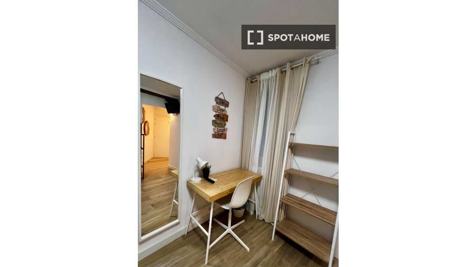 Apartment mono Bilbao, 25m² — photo 24