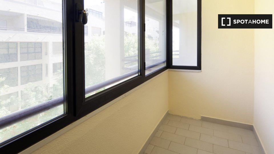 Apartment Lisbon, 1 bed — photo 15