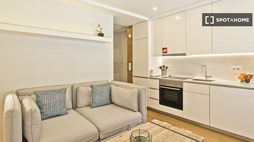 Apartment mono Lisbon, 34m² — photo 3
