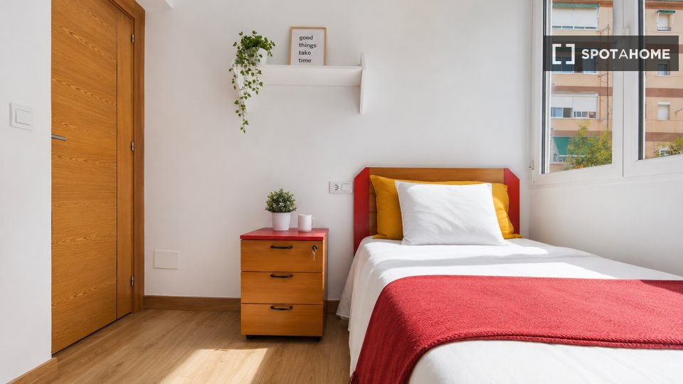 Habitaciones para alquilar en apartamento de 4 habitaciones en Getafe