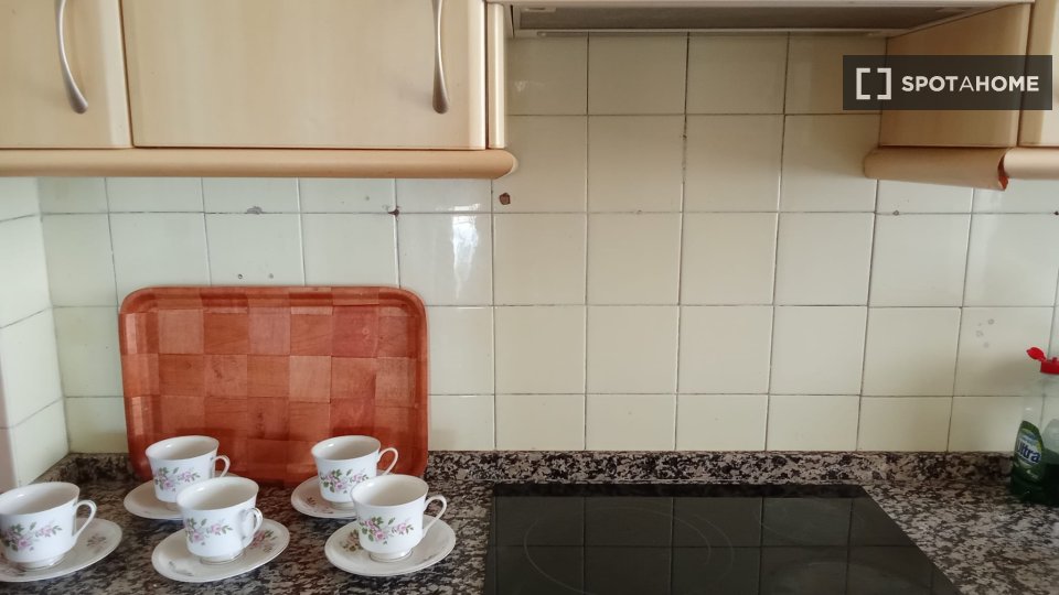Double room Malaga, 3 beds, 60m² — photo 7