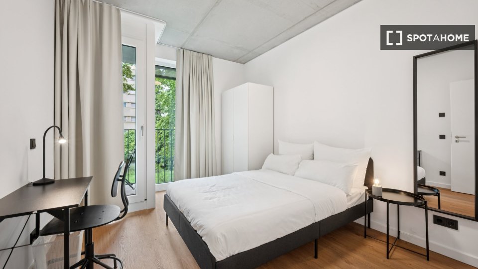 Double room Berlin, 3 beds, 56m² — photo 11